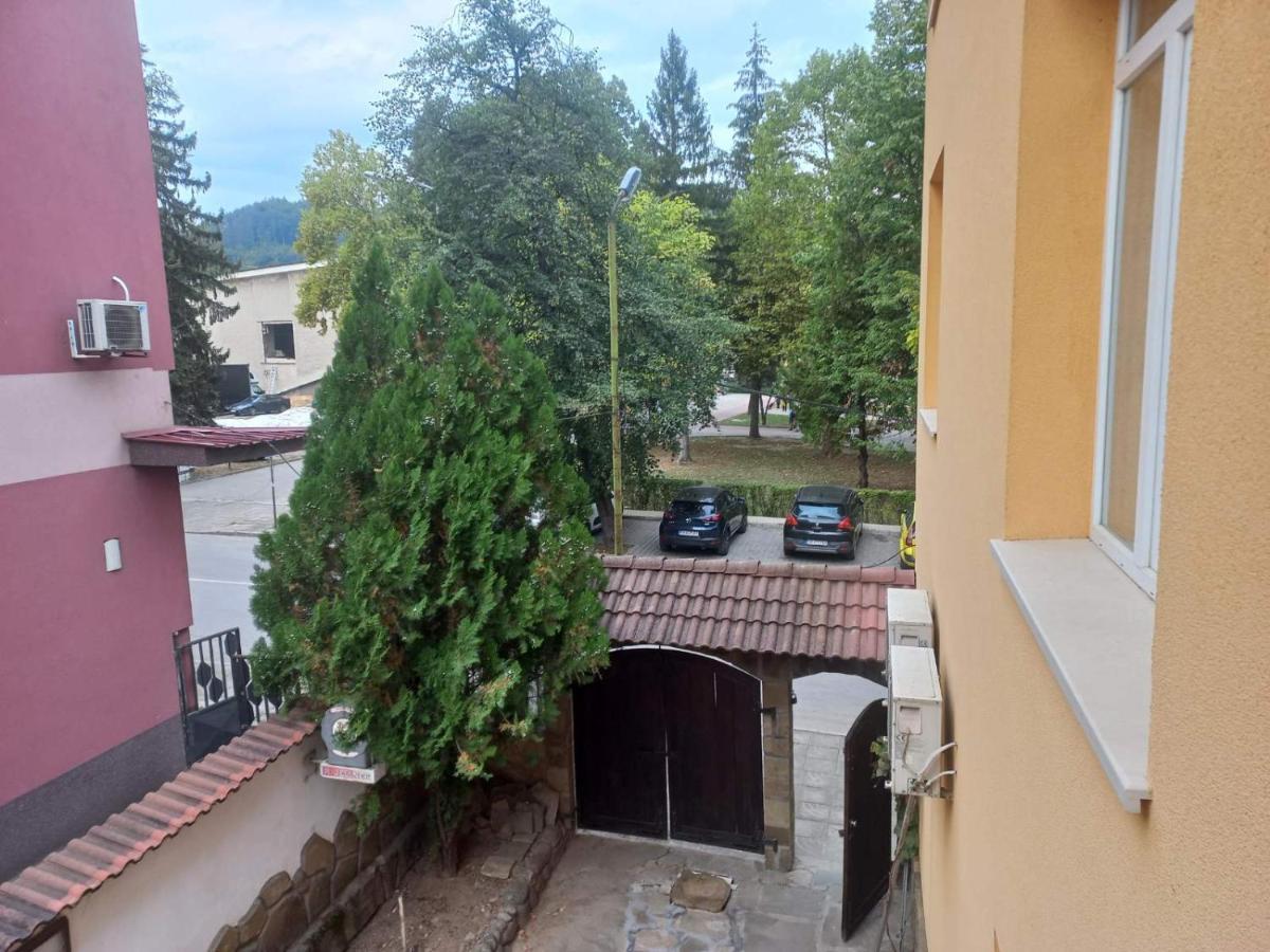 Стаи За Гости Toda Trojan Zewnętrze zdjęcie